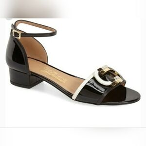 Salvatore Ferragamo Glenn Flat Sandal Pump Women's Size 7.5 B Regular Width